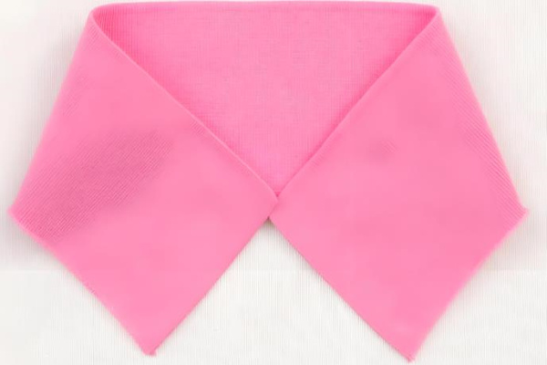 T恤羅紋領(lǐng)口縫制方法，很適合新手學習！ 圖1